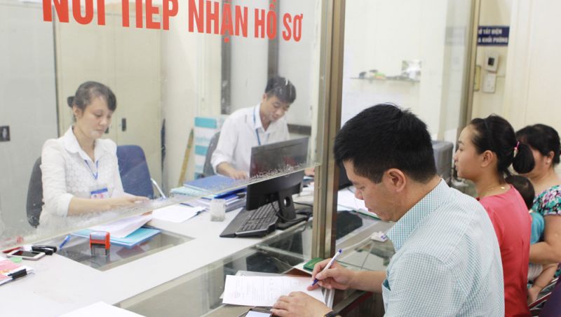 Hà Nội: Nghiên cứu bỏ yêu cầu căn cước công dân, sổ hộ khẩu trong các thủ tục hành chính